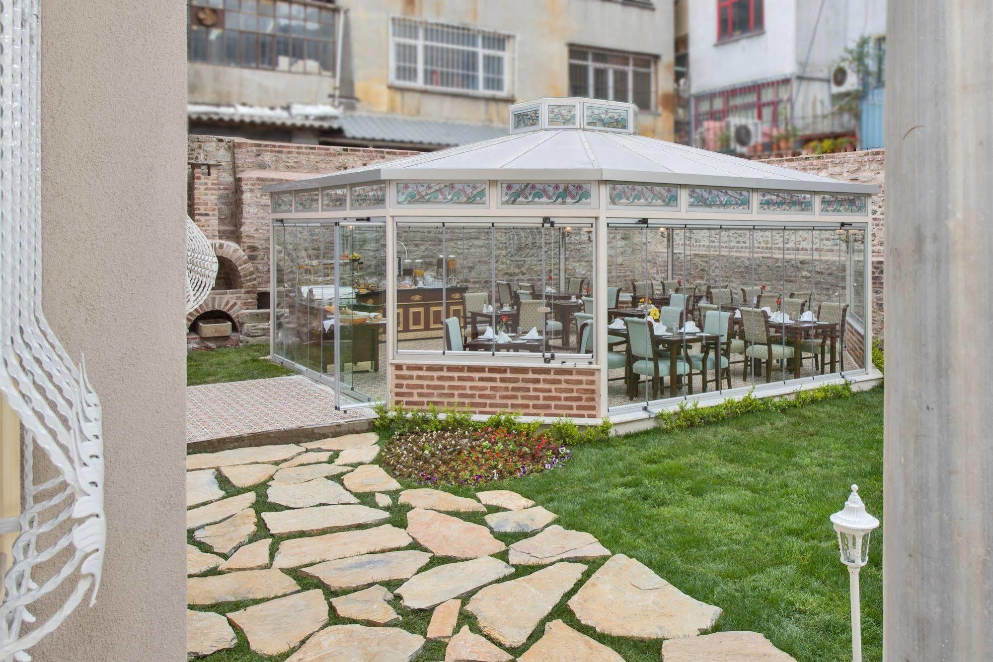Enderun Hotel Istanbul Eksteriør billede